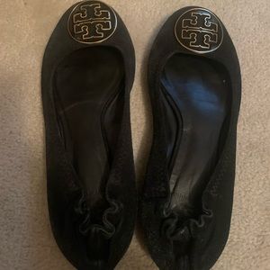 Tory Burch flats in black